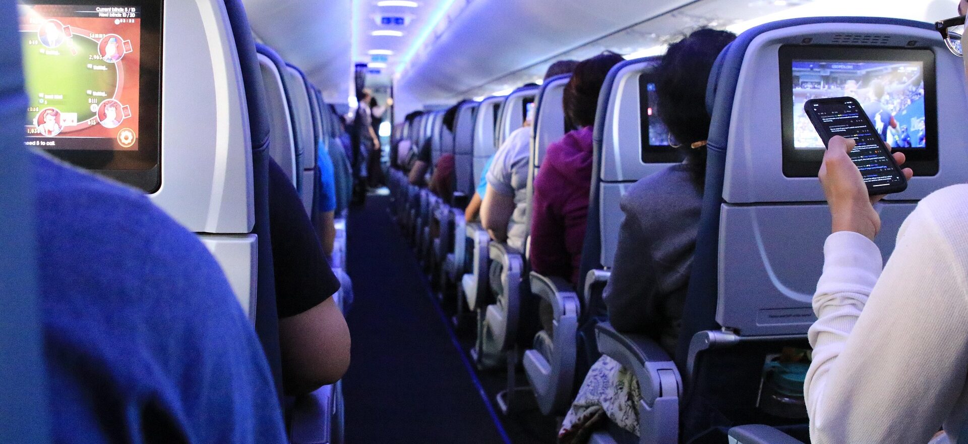 flight-4516478_1920 (1)