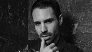 8c8ec00f-d91f-38e3-68b7-f12059a84de6