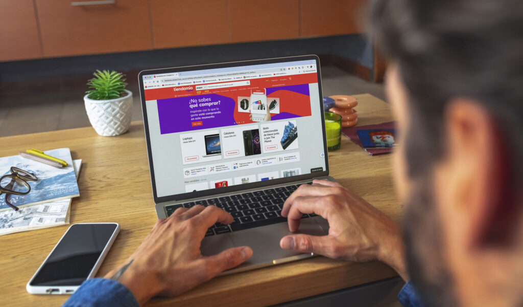 Indumentaria duplica ventas y lidera compras al exterior