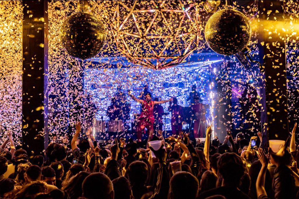 6998376a-a271-5367-1f39-43d214909784