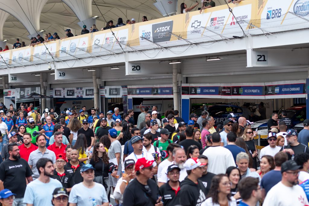 © 2025 Luís França - www.luisfranca.net - Direitos reservados.