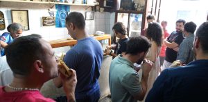 Pizzerías que hacen historia en los barrios porteños