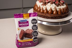 torta marquise hecha con brownie Ledevit